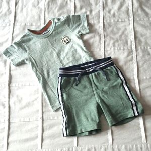 💙 DIRKJE - Green Tee & Shorts - Size 9 M